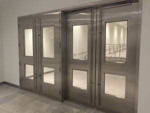 18 York - PATH doors